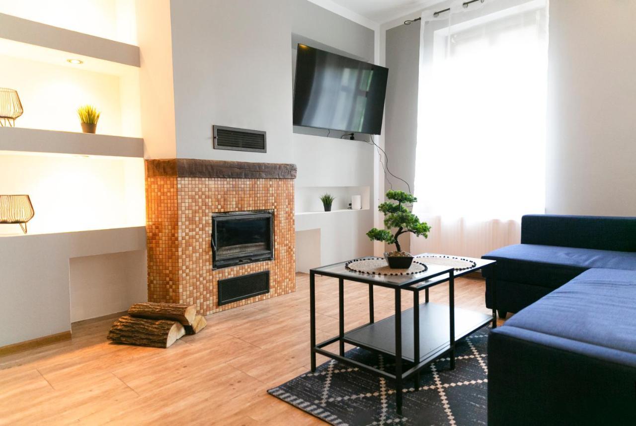 Apartament Kominek Gizycko Bagian luar foto